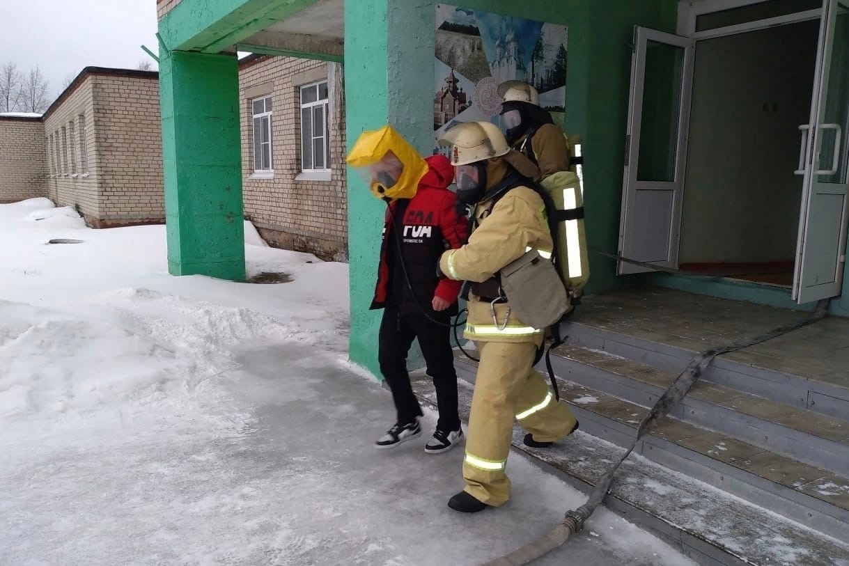 Более 5 миллионов рублей «Плитвуд» пожертвовал на развитие пожарной части в Вохтоге
